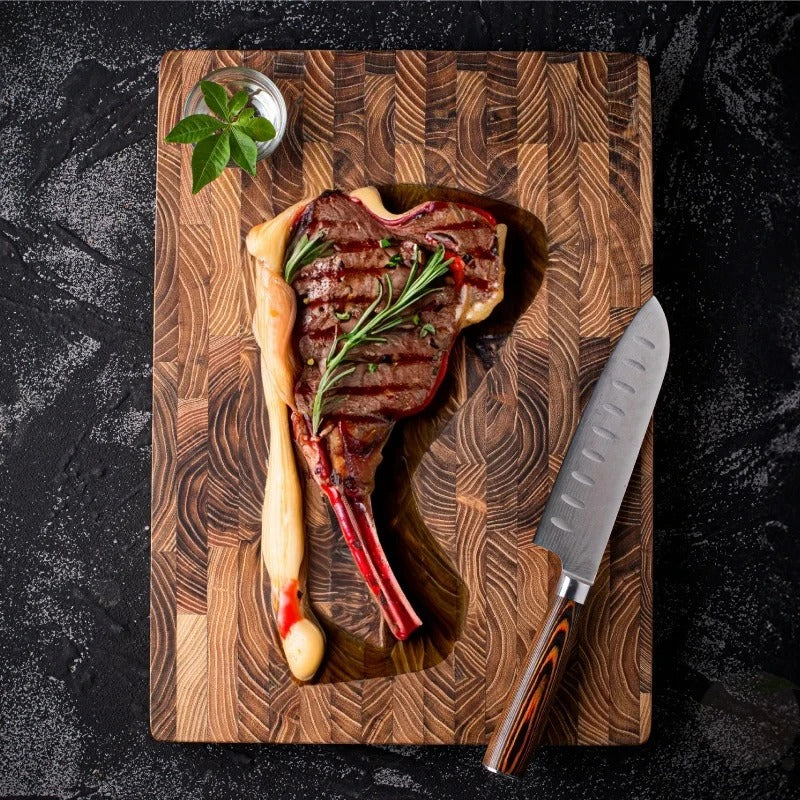 planche a decouper en bois parfait pour couper dessus bois de teck