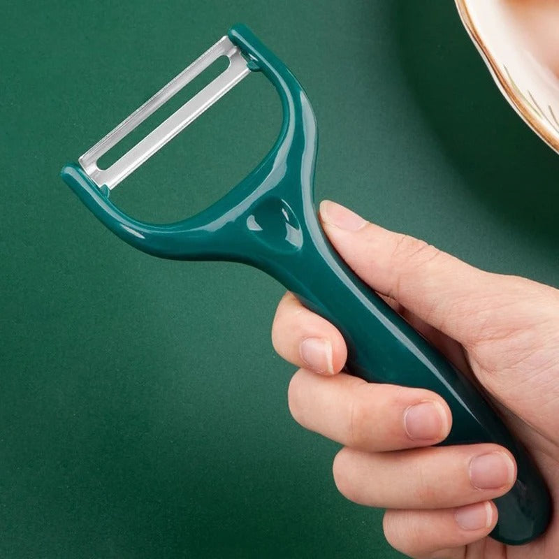 eplucheur econome pognée qui se prend bien