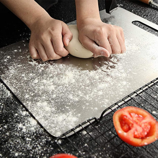 planche a decouper en titane pétrir pâte à pain