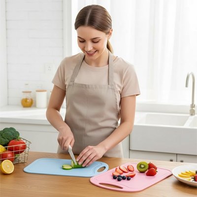 Planche à découper plusieurs couleurs pour plusieurs aliments différents