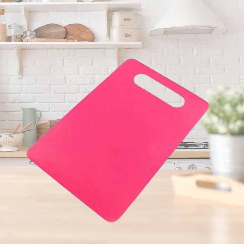 planche à découper rouge