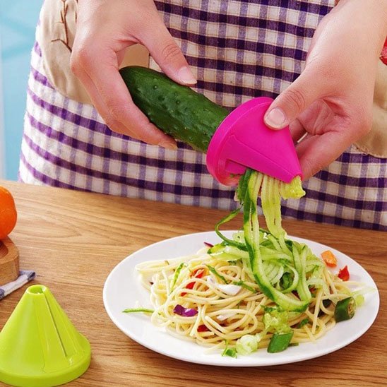 râpe à carottes peut le mélanger avec du spaghetti