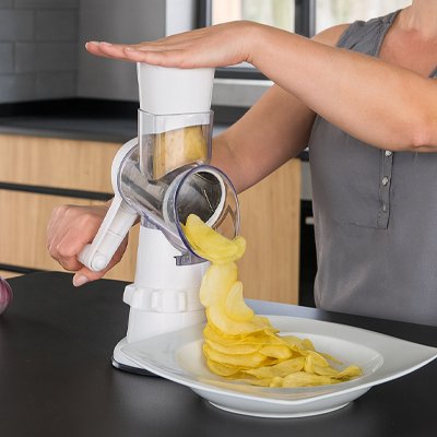 Râpe à légumes manuelle faire tranche de patate minces vite