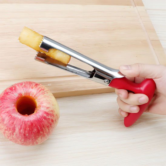 Vide pomme peser pour enlever le coeur de la pomme 